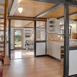 펜션 2 Bedroom In