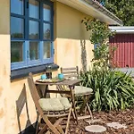 2 Bedroom In Prázdninový dům *